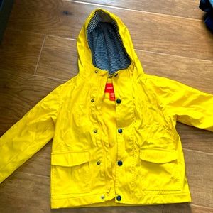 joe fresh rain coat: 3/30$